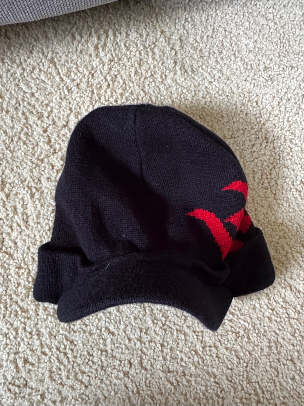 Mens Black Knit Beanie with Red Accent